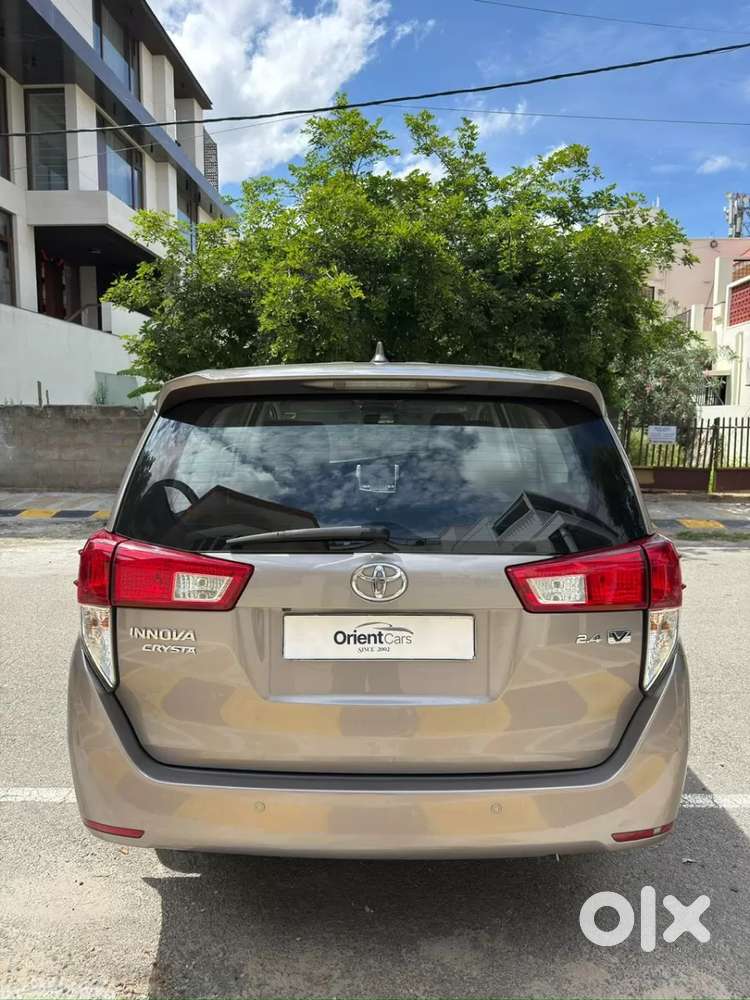 Toyota Innova Crysta 2.4 V 7 Str, 2017, Diesel