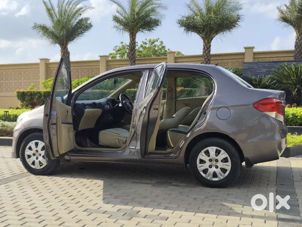 Honda Amaze Mt Petrol 2015