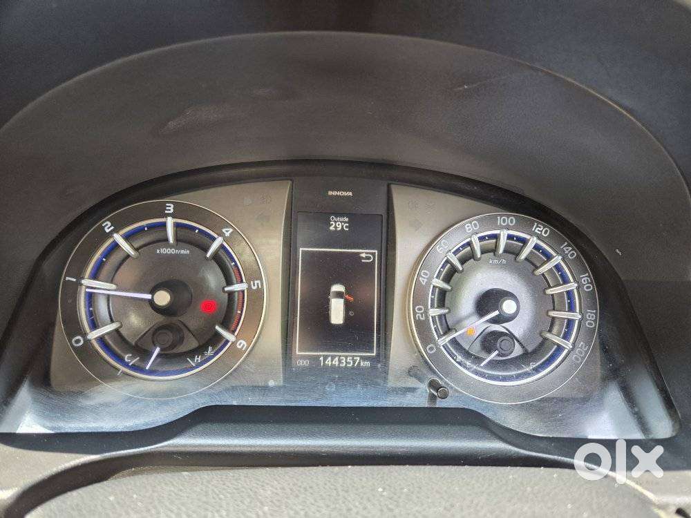 Toyota Innova Crysta 2.4 V, 2017, Diesel