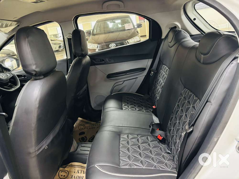 Tata Tiago 1.2 Revotron Xt (o), 2022, Petrol