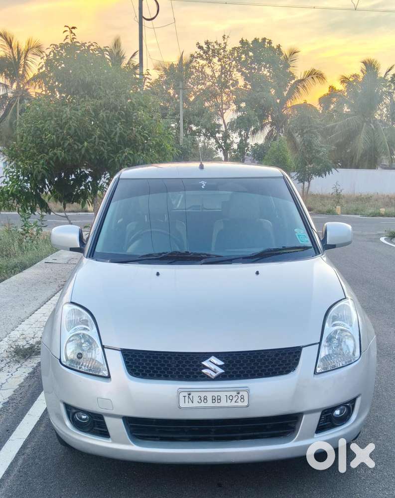Maruti Suzuki Swift Vxi + Manual, 2010, Petrol
