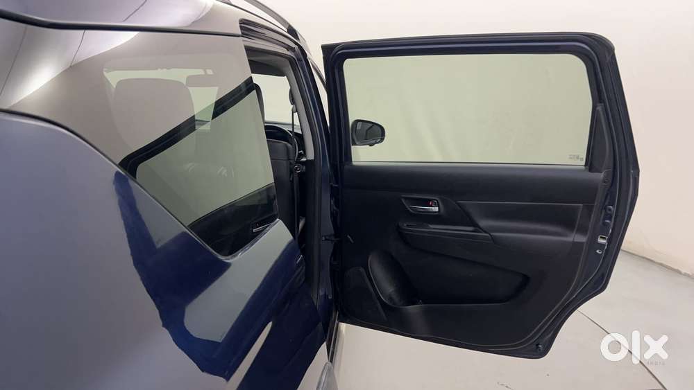 Maruti Suzuki Xl6 1.5 Alpha Plus Mt, 2022, Petrol