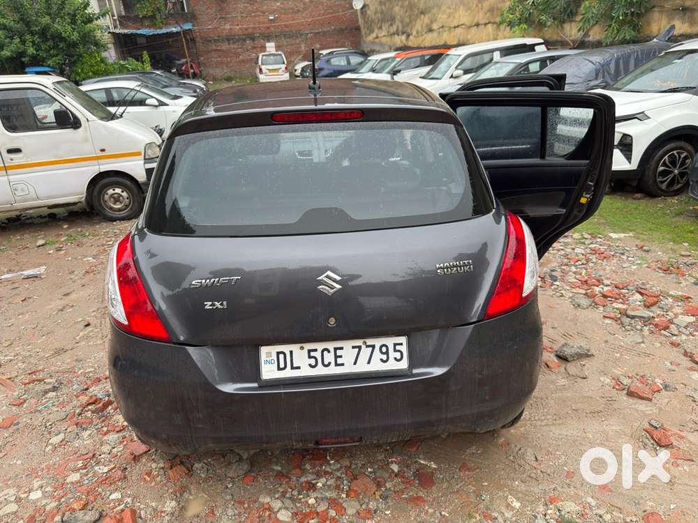 Maruti Suzuki Swift 1.2 Vxi 2016