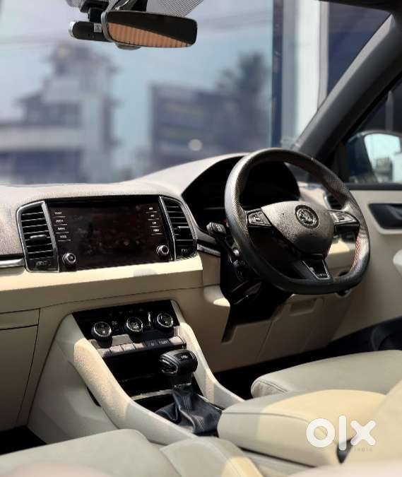 Skoda Karoq 1.5 Style At, 2020, Petrol