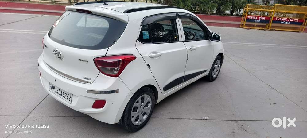 Hyundai Grand I10 2016 Manual Car