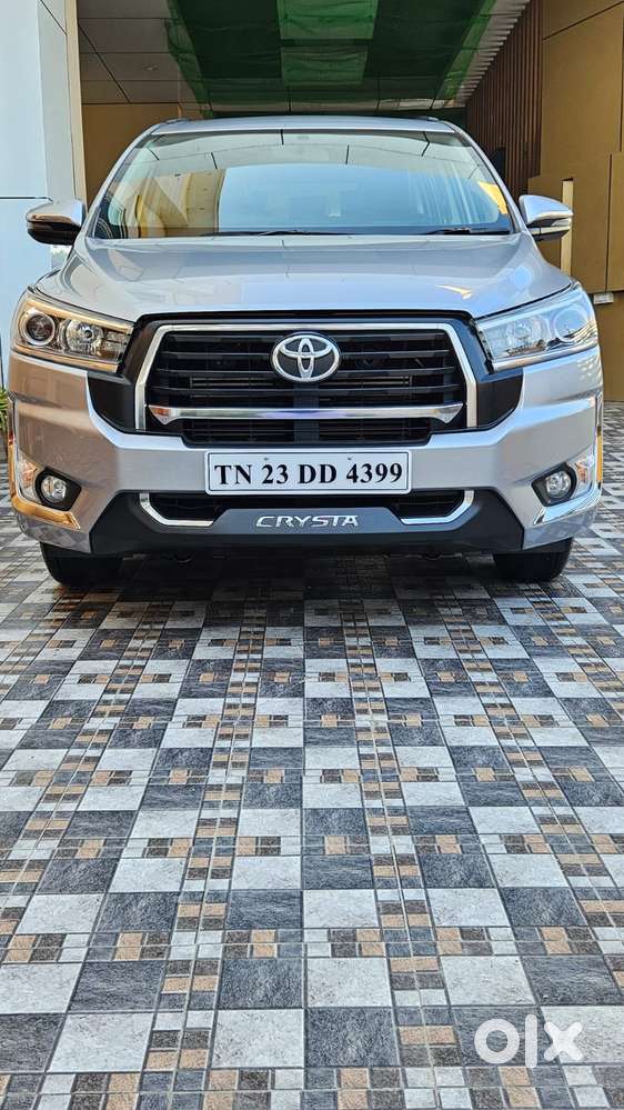 Toyota Innova Crysta [2020-ongoing] 2.4 Vx 8 Str, 2023, Diesel