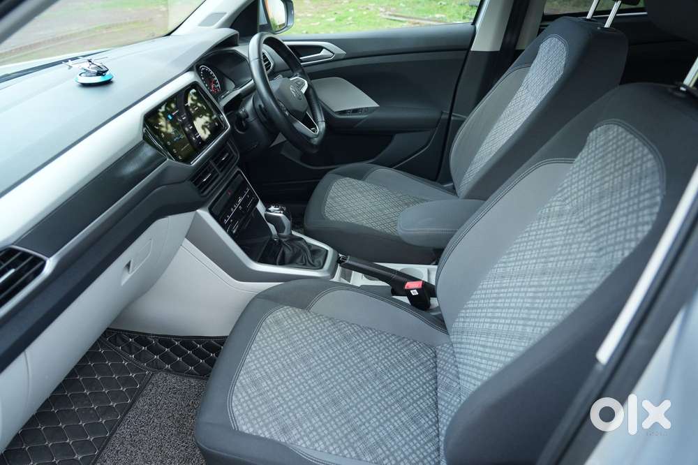 Volkswagen Taigun 1.0 Tsi Highline At, 2022, Petrol