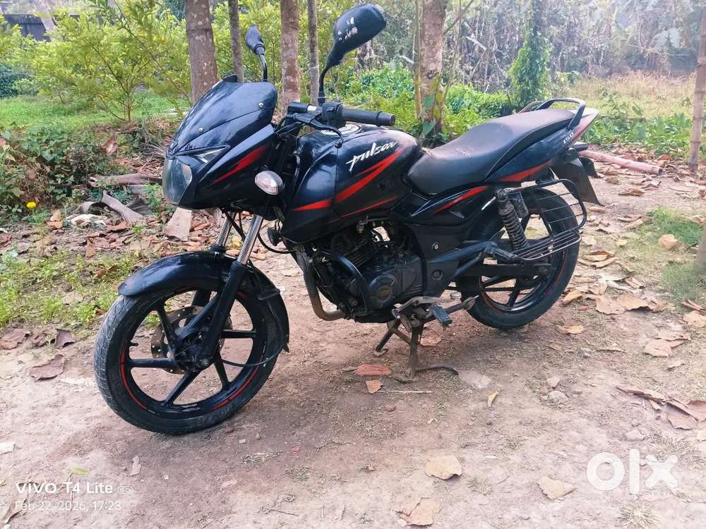 Sell my pulsar bike Motorcycles in Baruipur station, Kolkata