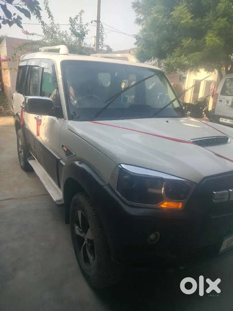 Mahindra Scorpio Classic 2018 Diesel 59000 Km Driven
