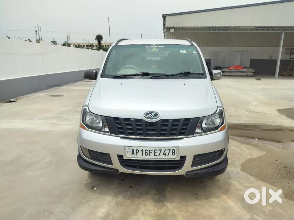 Mahindra Xylo 2018