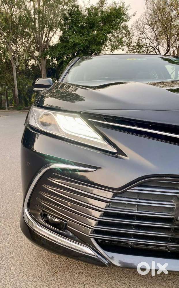 Toyota Camry [2019-ongoing] 2.5 Hybrid, 2022, Cng & Hybrids