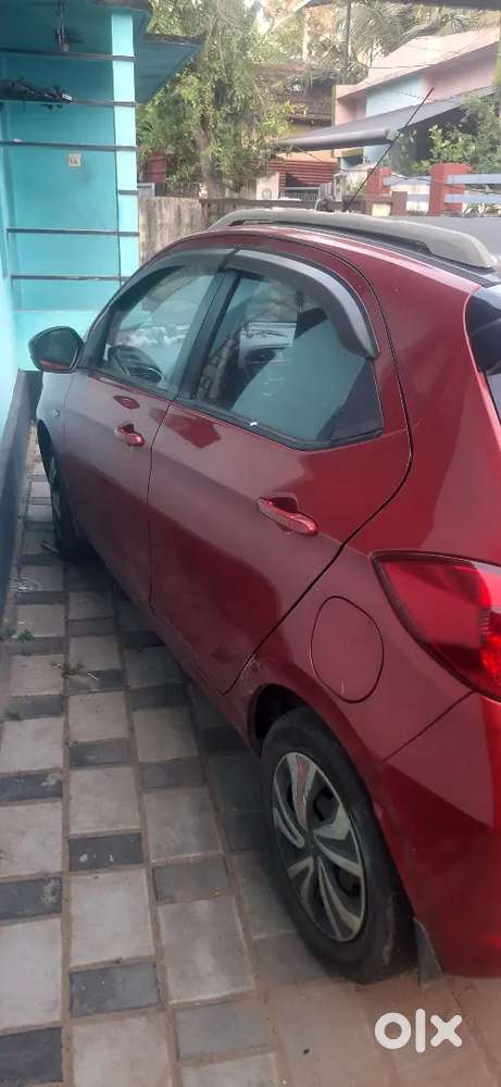 Tata Tiago Wizz 2018 Edition Petrol