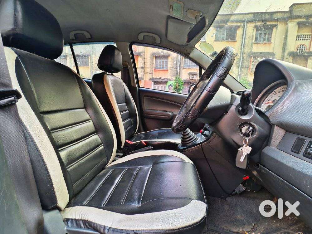 Maruti Suzuki Ritz Lxi, 2015, Petrol