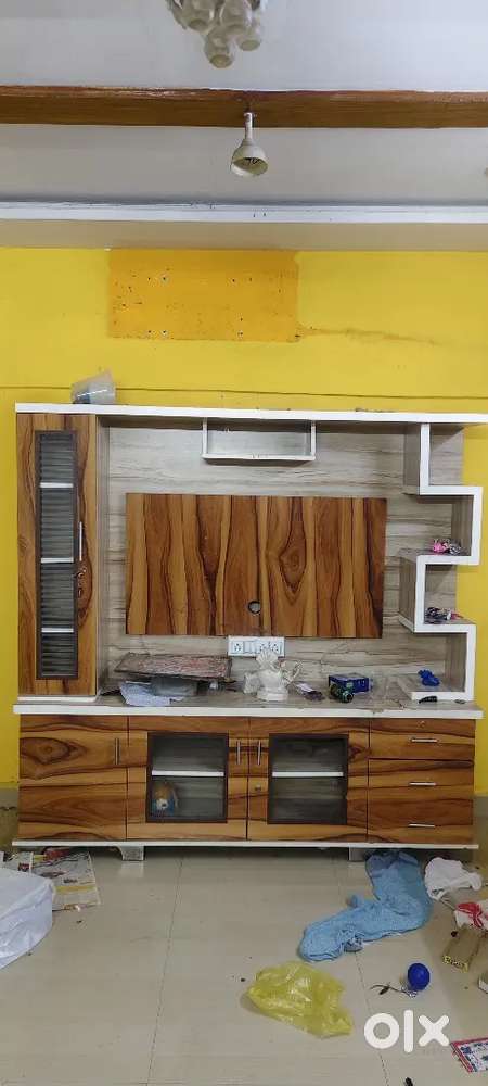 Tv unit for sell