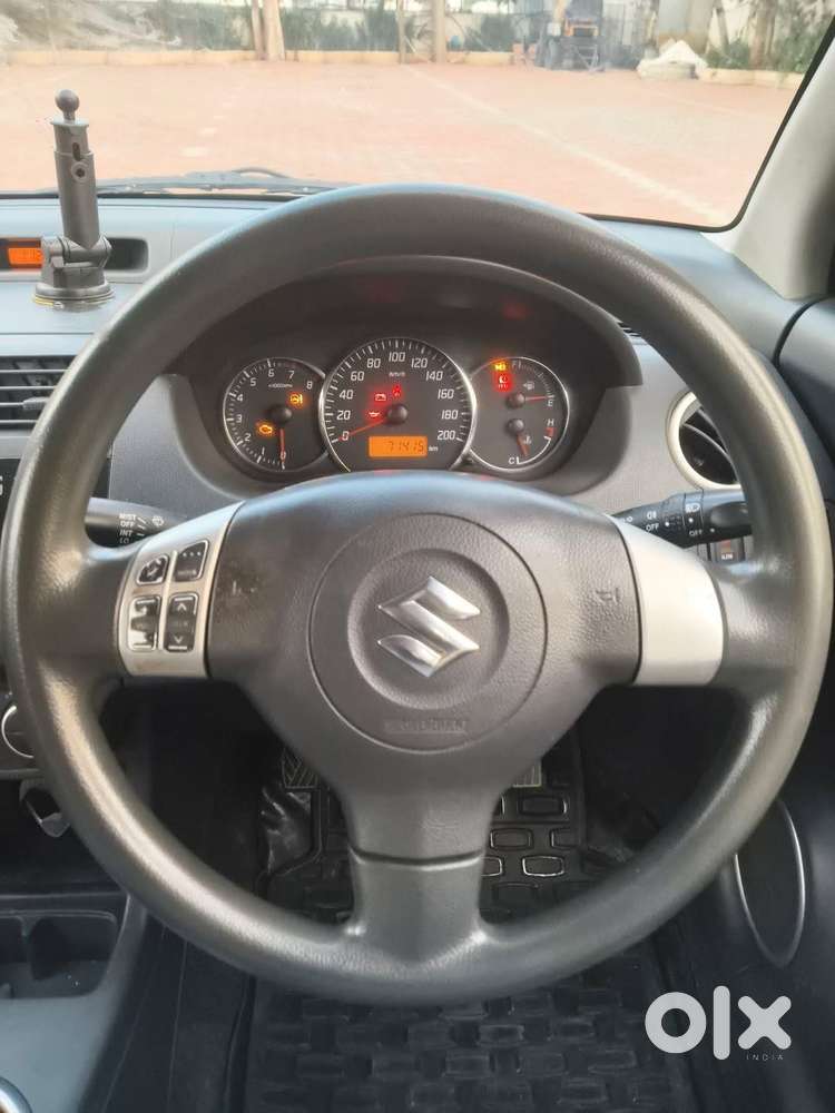 Maruti Suzuki Dzire 1.2 Zxi, 2010, Petrol