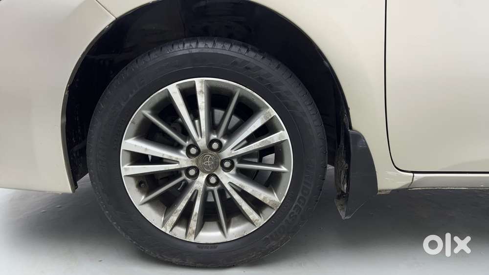 Toyota Corolla Altis 2013-2017 Vl At, 2015, Petrol