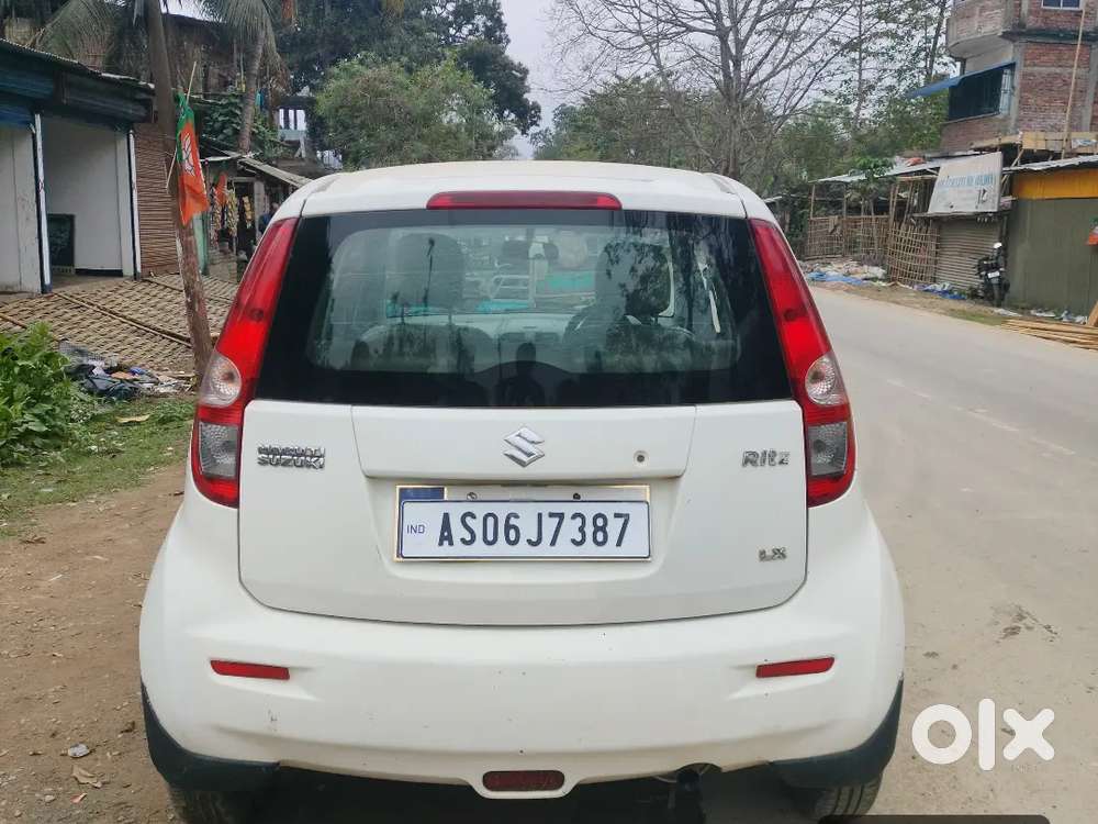 Maruti Suzuki Ritz Lxi 2011