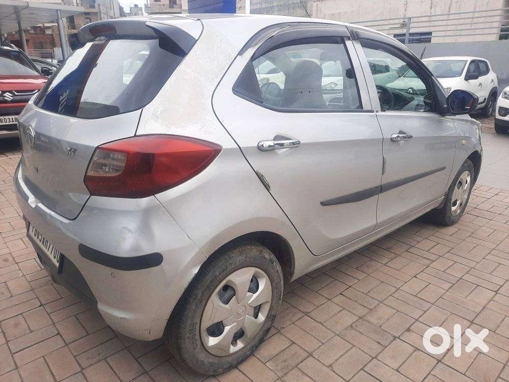 Tata Tiago 1.2 Revotron Xt Option, 2017, Petrol