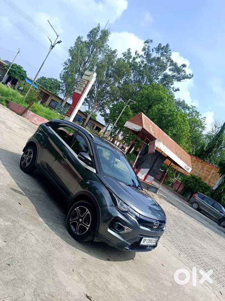 Tata Nexon Top Model Sunroof Diesel
