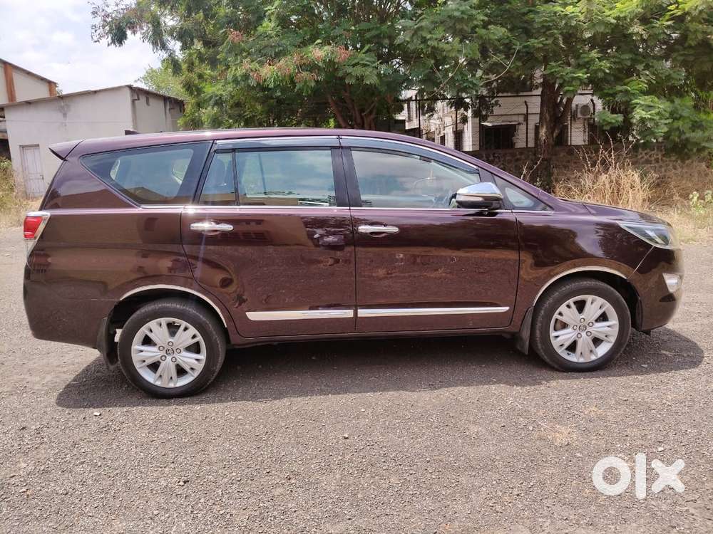 Toyota Innova Crysta 2.7 Zx At, 2016, Petrol