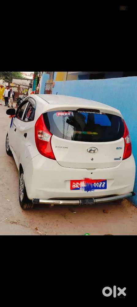 Hyundai Eon Magna 2016 Variant