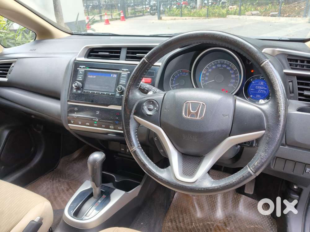 Honda Jazz V Cvt, 2015, Petrol