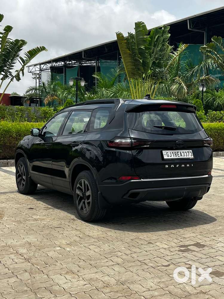 Tata Safari 2.0 Kryotec Xza Plus 6s Red Dark Edition, 2023, Diesel
