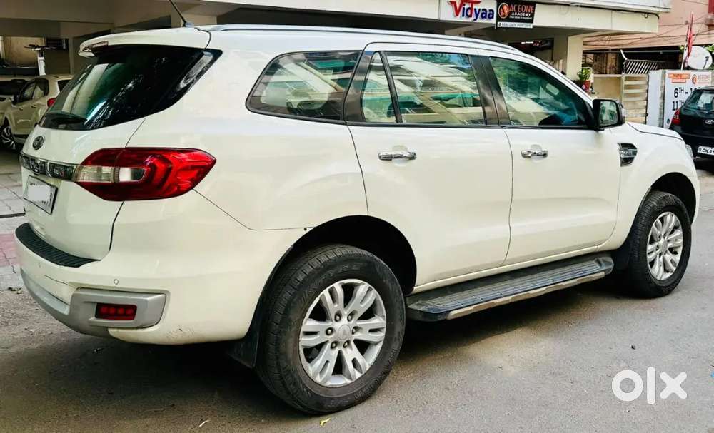Ford Endeavour Titanium 4x2 2019 Diesel