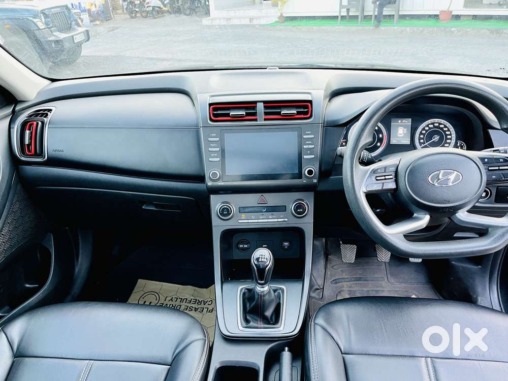 Hyundai Creta 1.5 S Plus Knight Diesel Dual Tone, 2022, Diesel