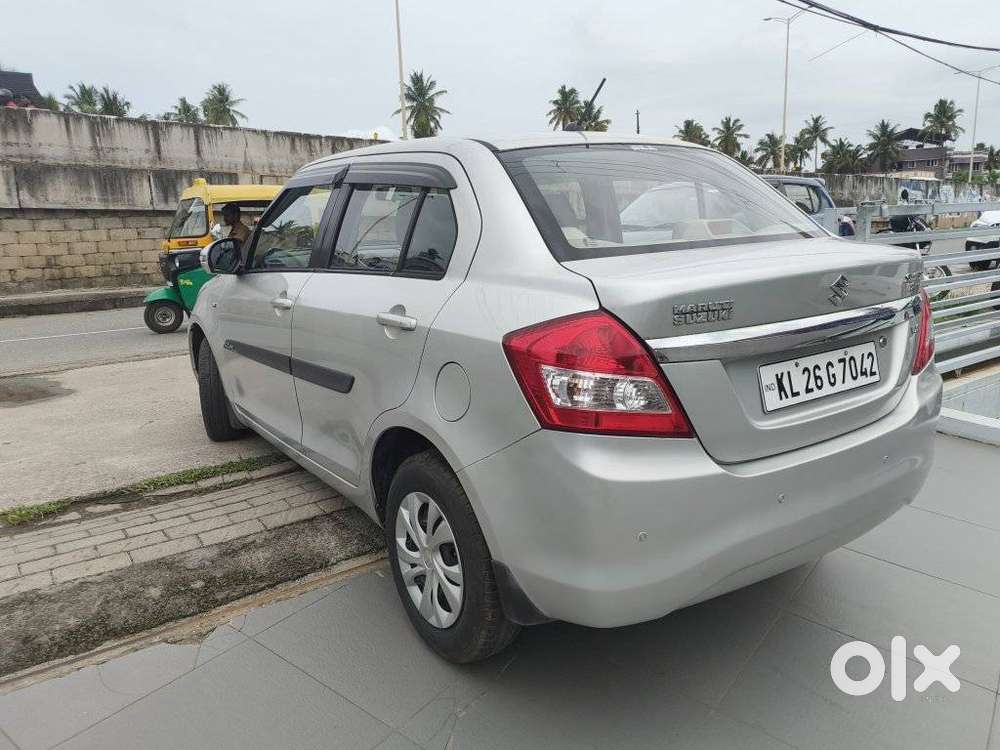 Maruti Suzuki Swift Dzire Vxi Optional, 2016, Petrol