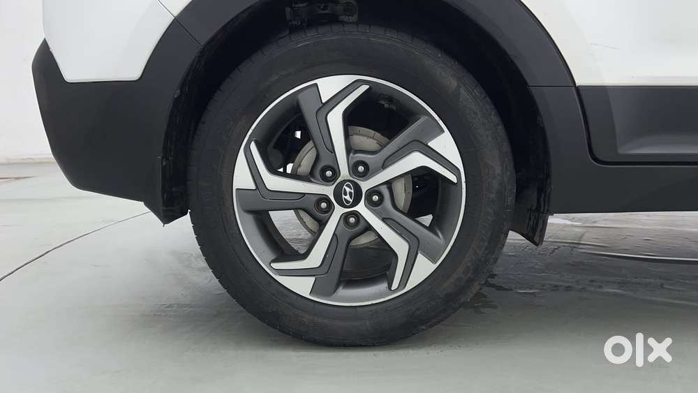 Hyundai Creta 1.6 Sx Plus Petrol At, 2018, Petrol