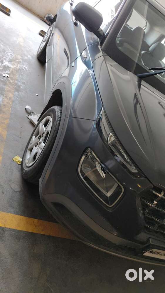 Hyundai Venue Petrol 2019