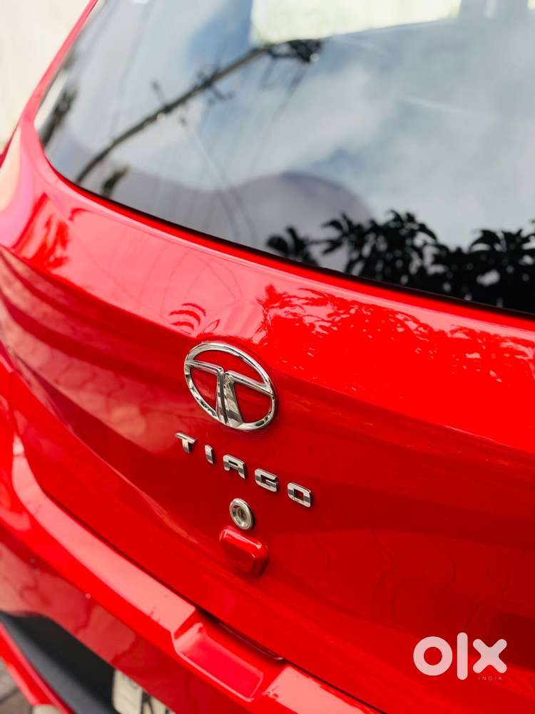 Tata Tiago 1.2 Revotron Xt (o), 2021, Petrol