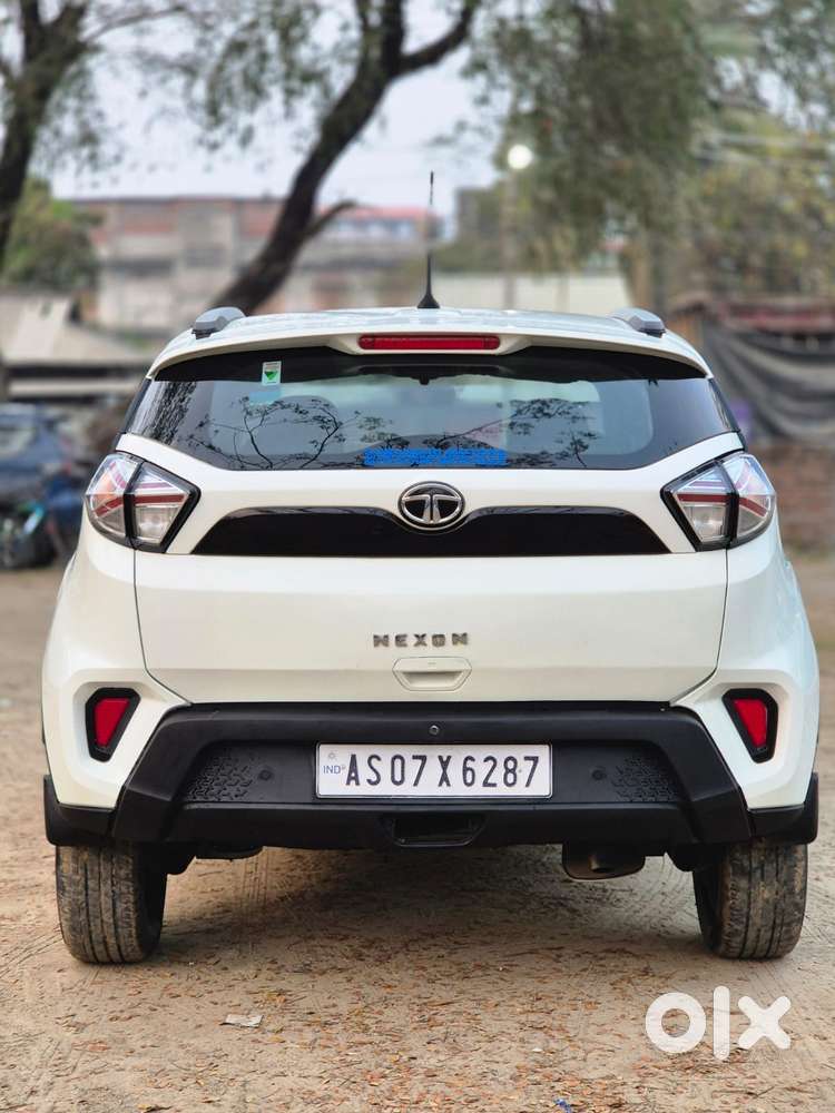Tata Nexon, 2024, Petrol