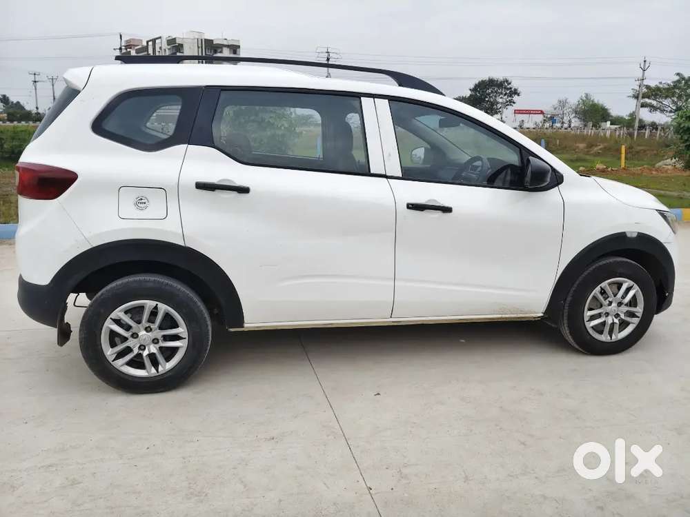 Renault Triber Rxl 2023/24 Registration