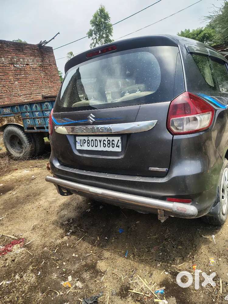 Maruti Suzuki Ertiga 2017 Diesel 225000 Km Driven
