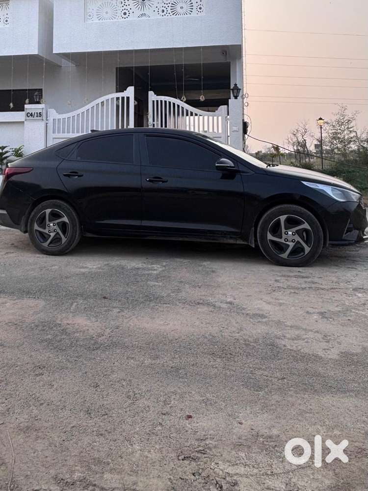 Up 32 Black Deisel Verna Owner Car
