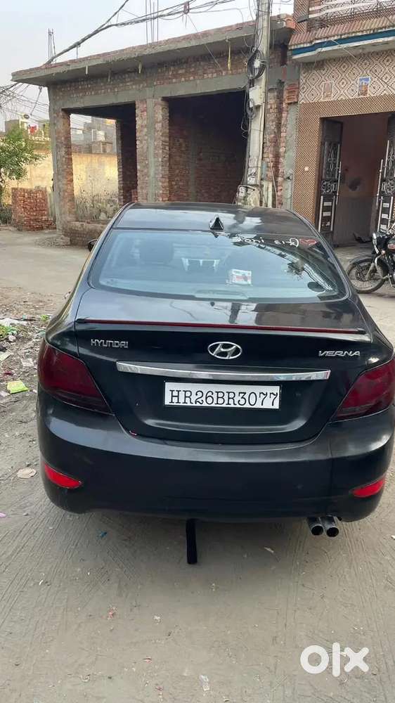 Hyundai Fluidic Verna 2012 Petrol 93350 Km Driven