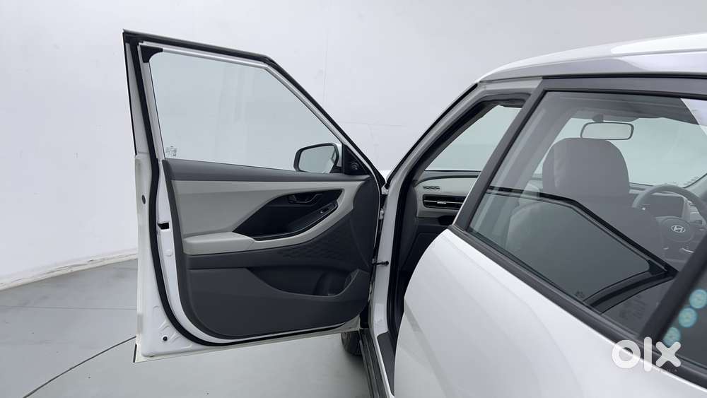 Hyundai Creta 1.5 E Petrol, 2025, Petrol