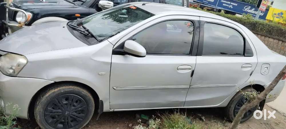 Toyota Etios 2014 Diesel 275000 Km Driven