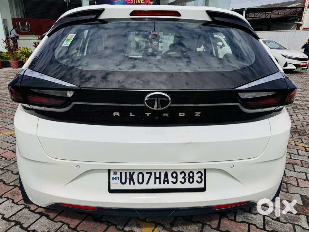 Tata Altroz 1.2 Xm Plus, 2025, Petrol
