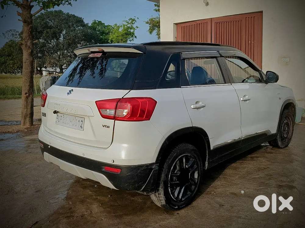 Maruti Suzuki Brezza 2017 Diesel 106000 Km Driven