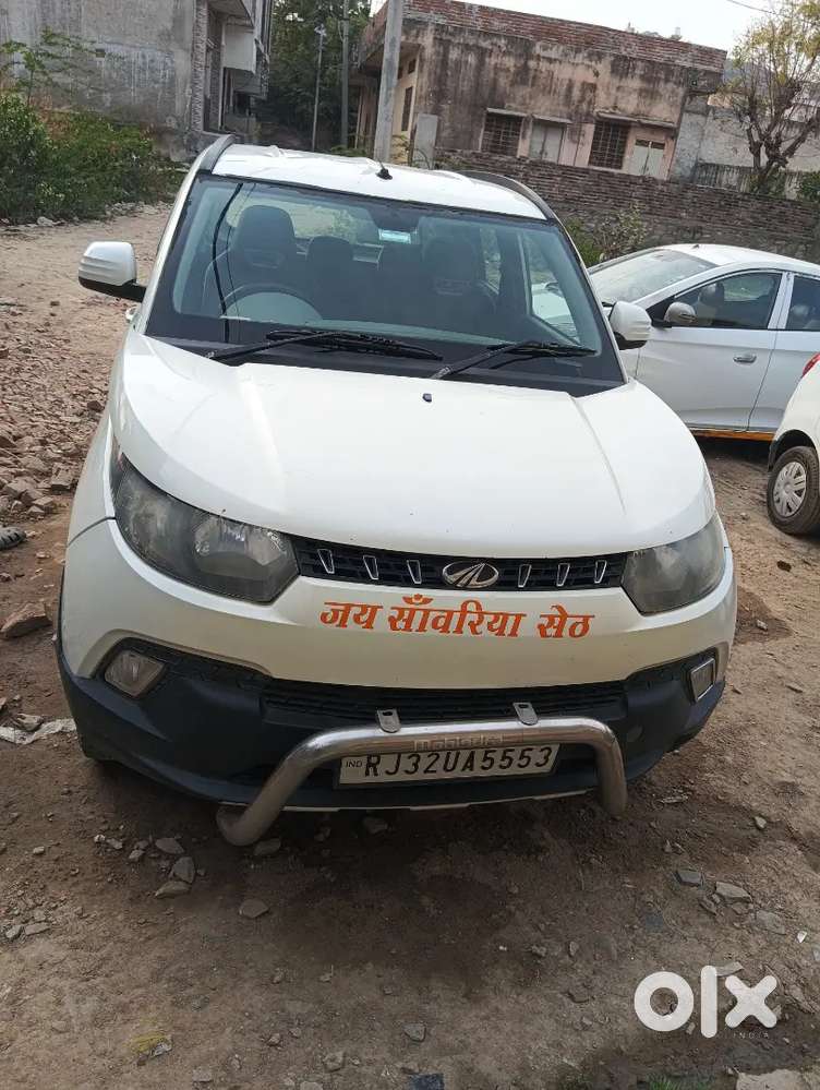 Mahindra Kuv100 K8 6 Seater Petrol Car Good  Running Condition