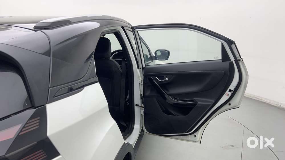 Tata Nexon Fearless Plus S 1.2 Revotron Petrol 7 Dca  Dt, 2024, Petr..