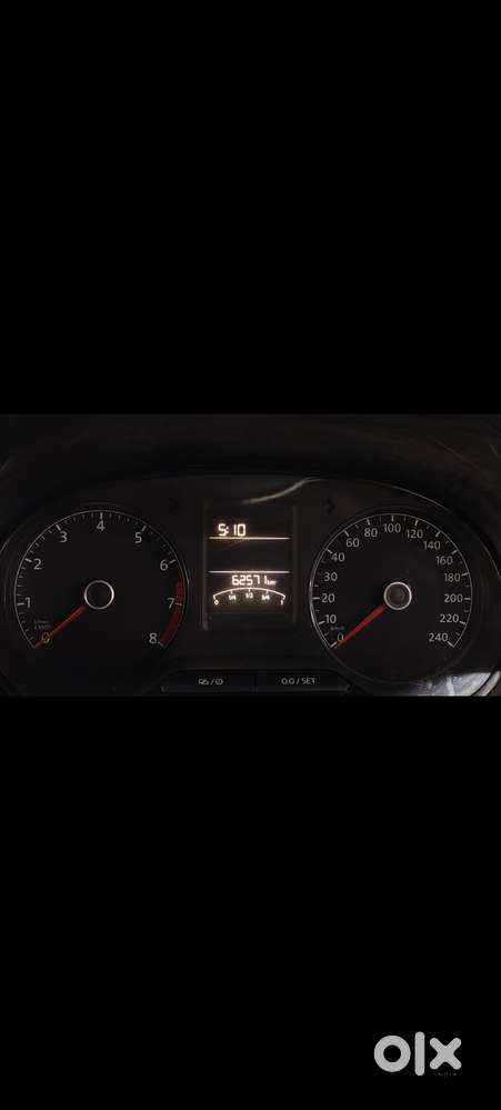 Volkswagen Polo Petrol Highline 1.2l, 2014, Petrol