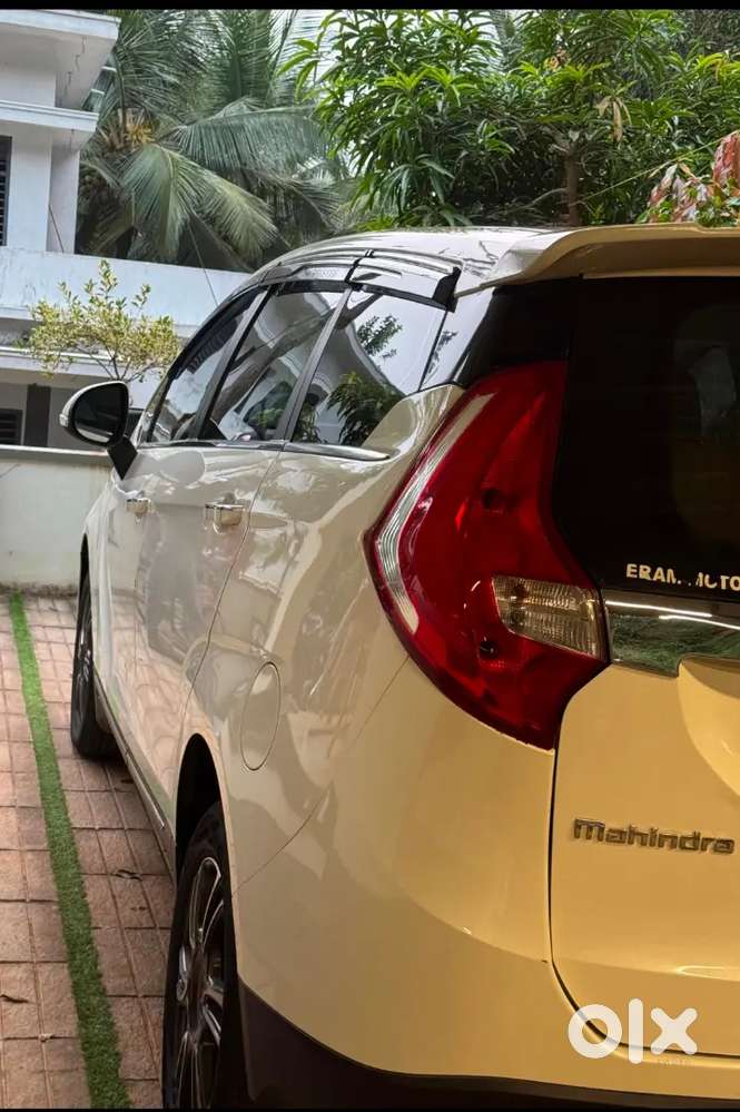 Mahindra Marazzo 2020 Diesel 82000 Km Driven