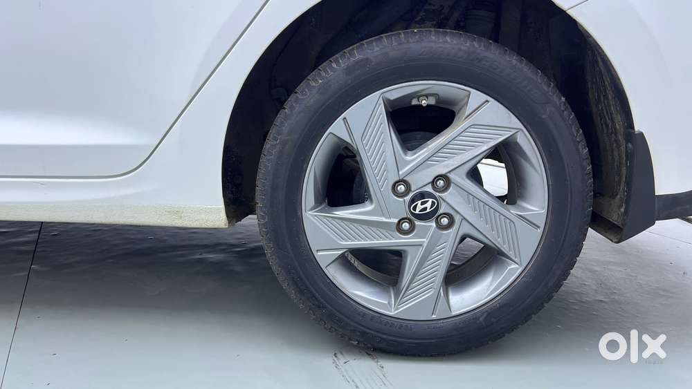 Hyundai Verna 1.5 Sx Ivt, 2022, Petrol