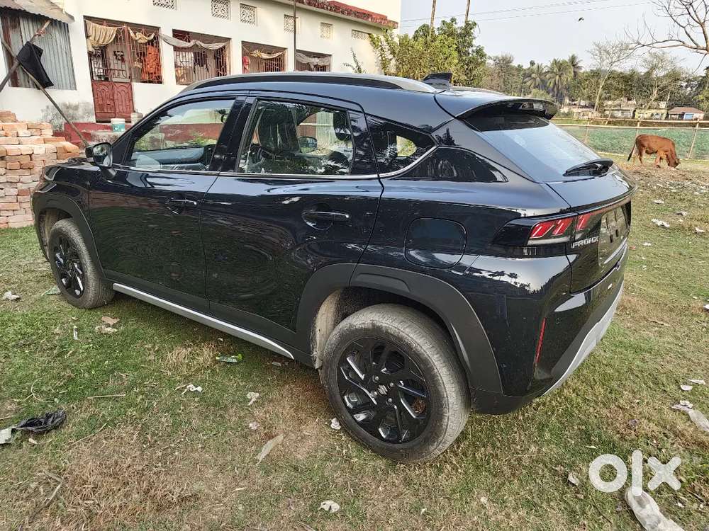Maruti Suzuki Fronx 2025 Petrol 2300 Km Driven