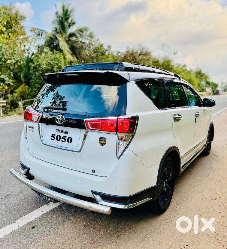 Toyota Innova Crysta 2.4 Leadership Edition, 2020, Diesel
