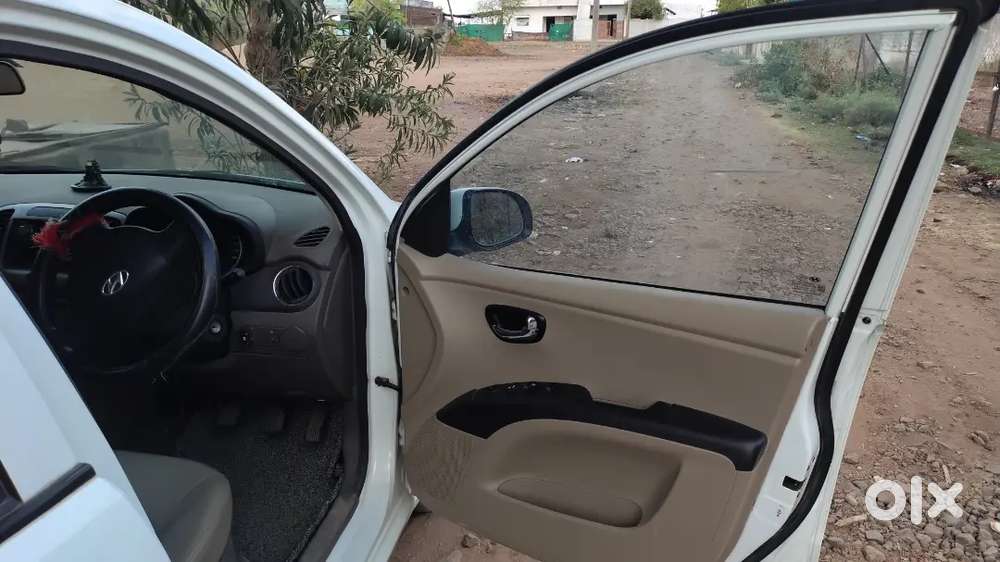 Hyundai I10 2011 Cng & Hybrids 58000 Km Driven